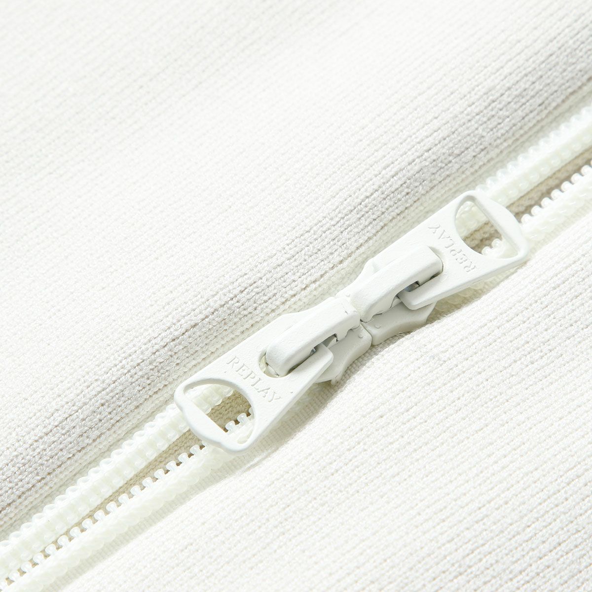 ハイネック フルジップ ニット スウェットシャツ02